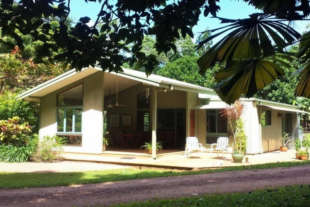 Вилла Fanpalm Creek Hideaway Diwan Экстерьер фото